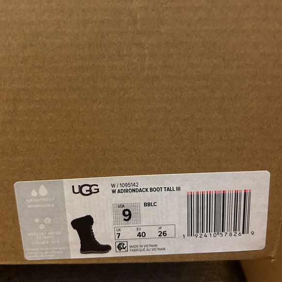 NIB UGG Adirondack III Tall Boot - black- women’s 9 - Picture 10 of 10